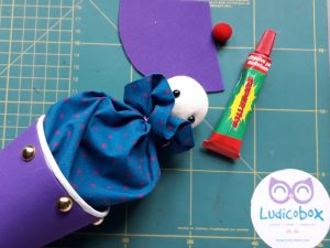 ¿Como hacer una marioneta pop-up DIY?